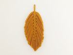 Medium Feather